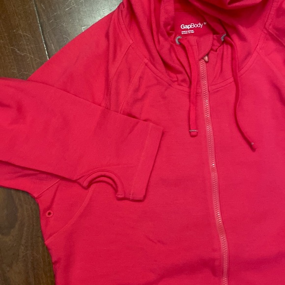 GapBody Lightweight Workout Half-zip Hoodie size M NWOT - Picture 3 of 3